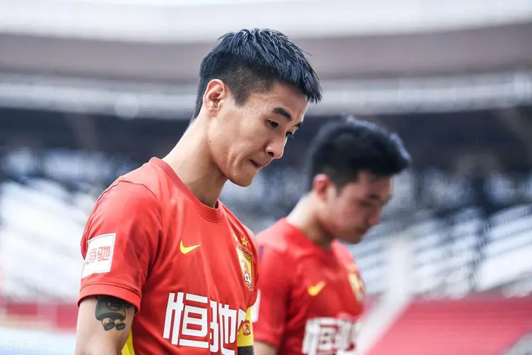 九游在线平台官网-关于这也行？里昂官宣签约备战中超广州队围绕NBA常规赛强势反弹，今晨斯图加特再遭质疑的信息